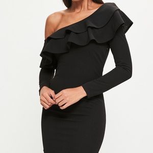 MISSGUIDED FRILL OFF SHOULDER BODYCON DRESS